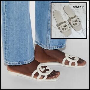 Designer Inspired Cream Rubber Sandals SZ 10